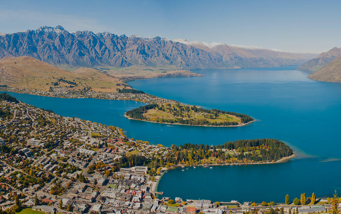 Copthorne Hotel and Resort Queenstown Lakefront 4* Resort